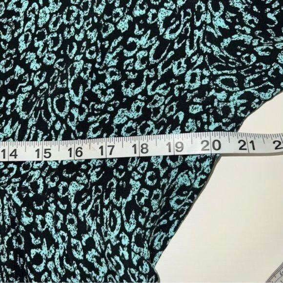 Zara Green & Black Leopard Print Long-Sleeve Wrap Dress Womens Size Large - Picture 8 of 12